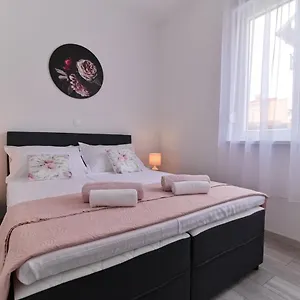 /